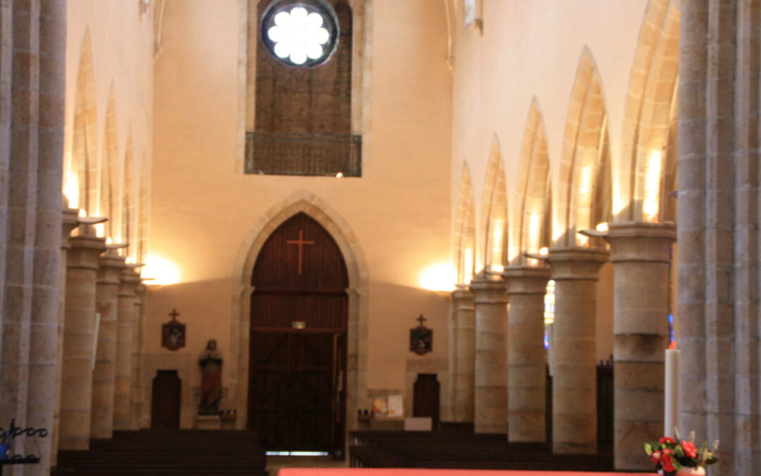 Remplacement de l’éclairage dans une église